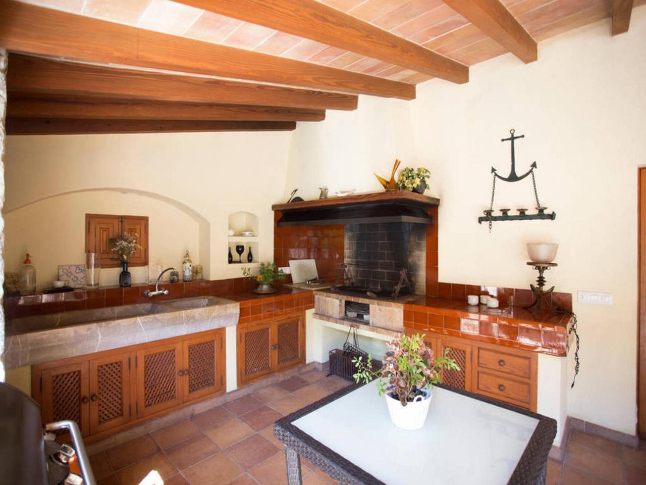 Private Villas Puerto Pollensa For Family Groups, Private Mountain Ideal For Runners, Trailers, Hikers, It Is Approximately 3 Minute Walk From The Beach المظهر الخارجي الصورة